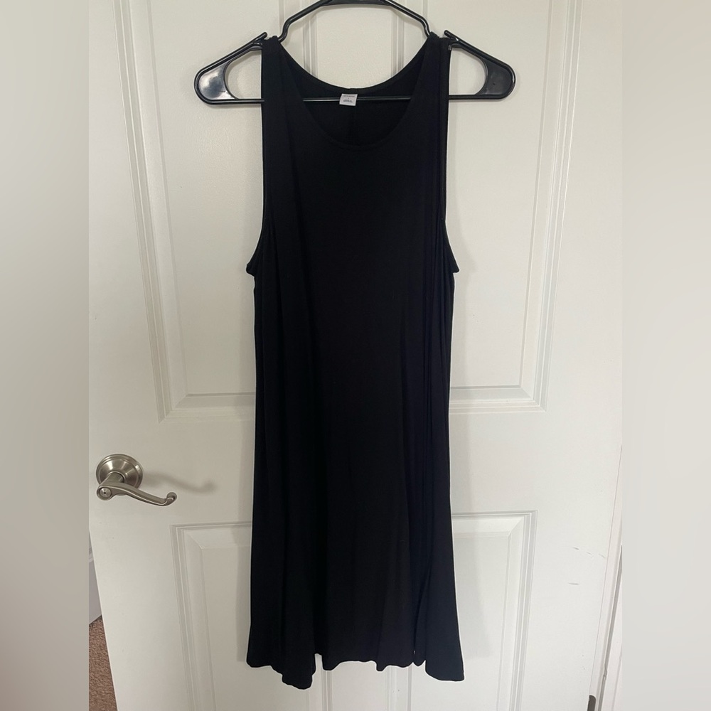 Black Sleeveless Dress